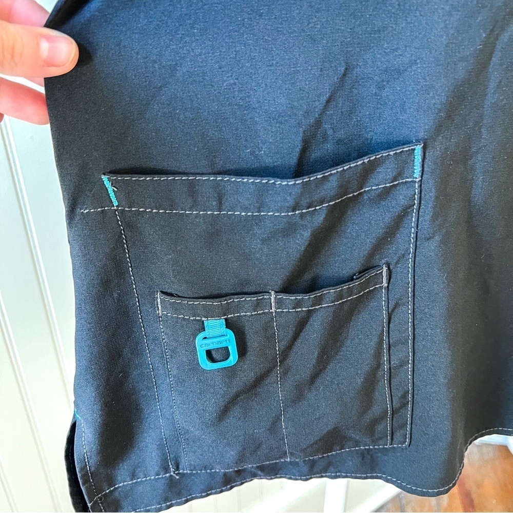 Carhartt Black Scrub Top - Picture 2 of 5